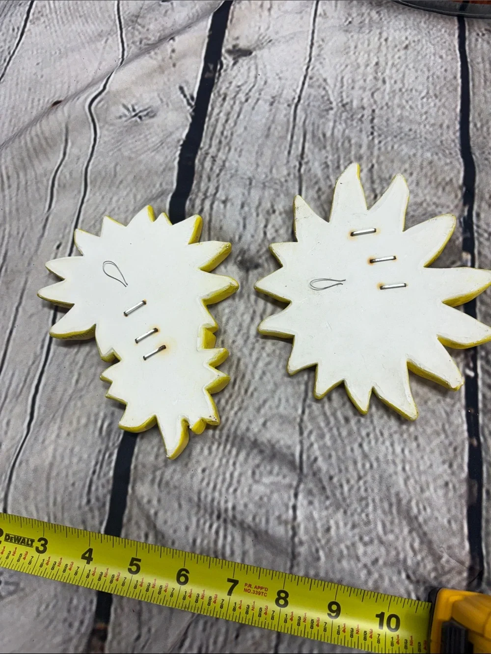 Bright Yellow Sunflower Wall Accent - Decorative Floral Set